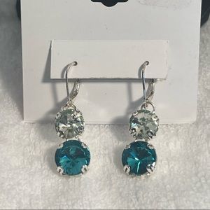 “NEW” GLORIA VANDERBILT DROP EARRINGS